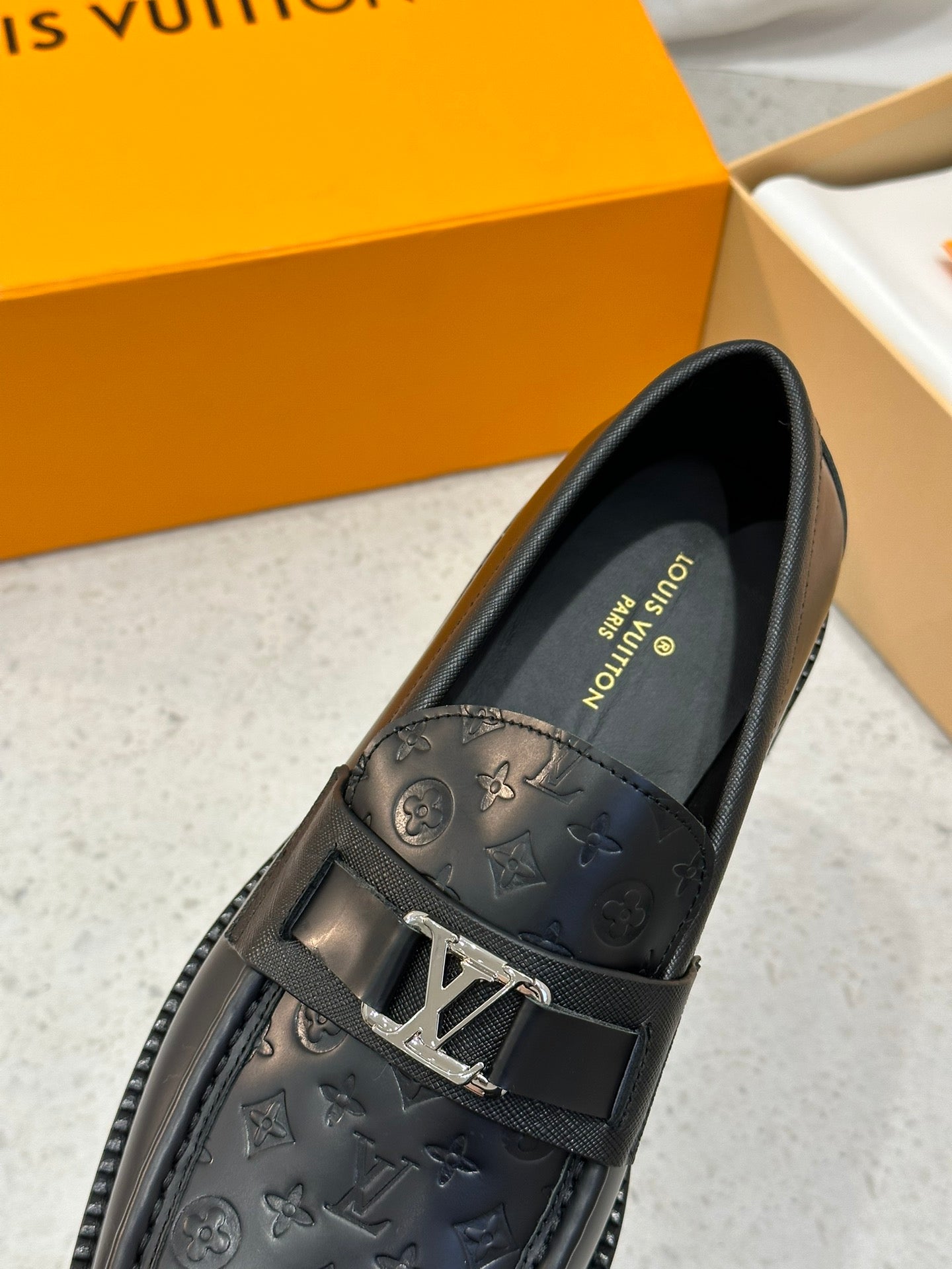 LU Shoes Monogram  Man