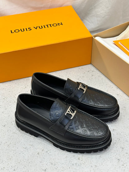 LU Shoes Monogram  Man