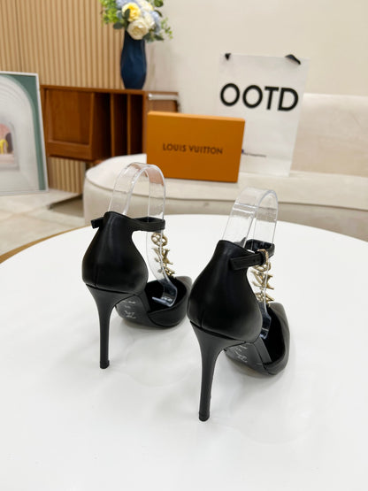LU Shoes Heels Sandal 2 Color 's