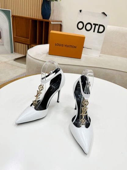 LU Shoes Heels Sandal 2 Color 's