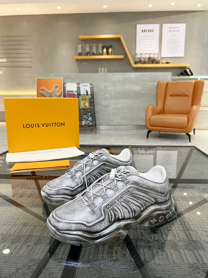 LU Sneakers Runner