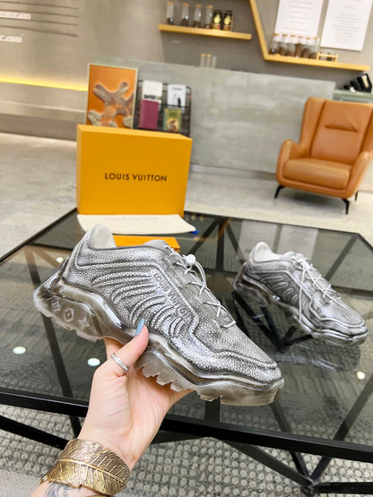 LU Sneakers Runner