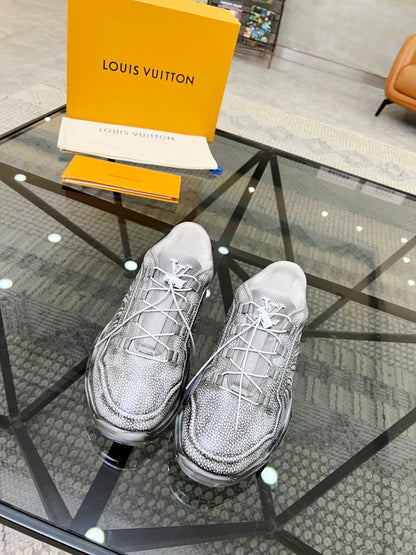 LU Sneakers Runner