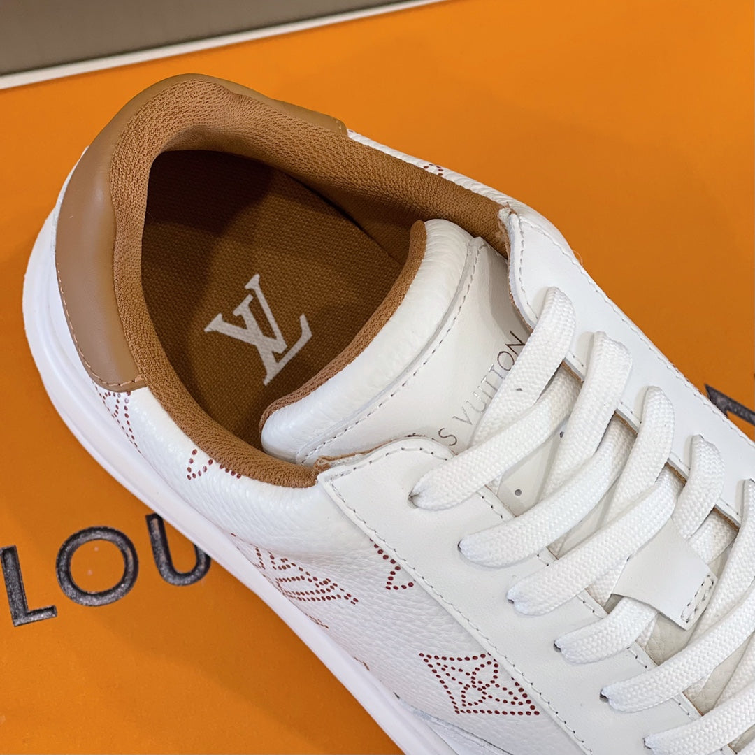 LU  Sneakers Trainers Silver