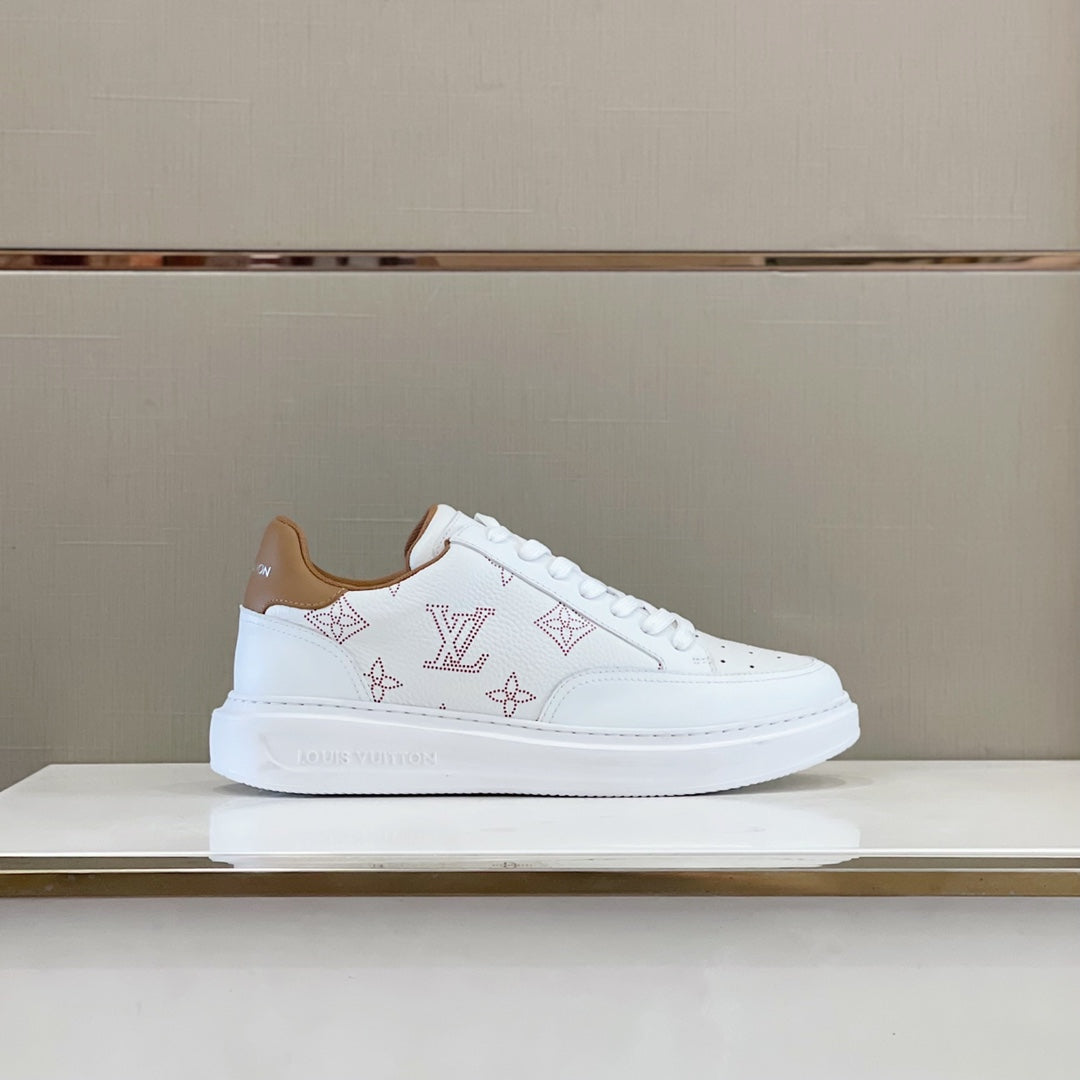 LU  Sneakers Trainers Silver