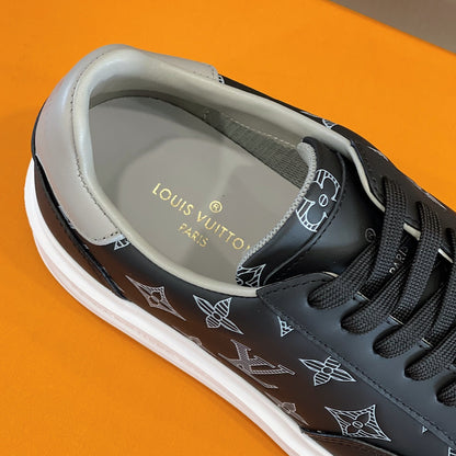LU  Sneakers 2 Color 's