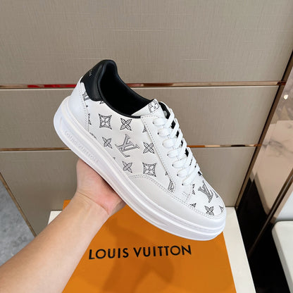 LU  Sneakers 2 Color 's