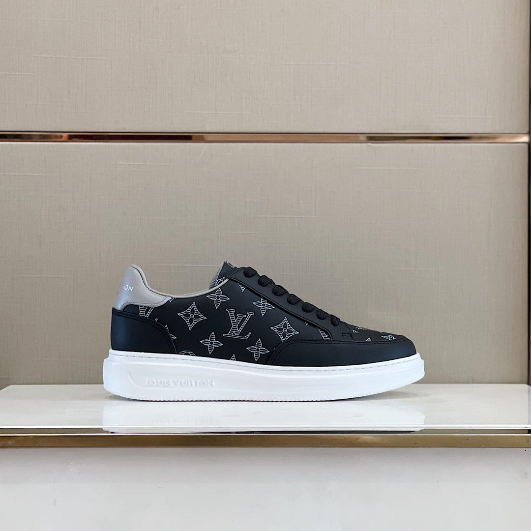 LU  Sneakers 2 Color 's