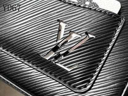 LU Bag Leather 20 cm