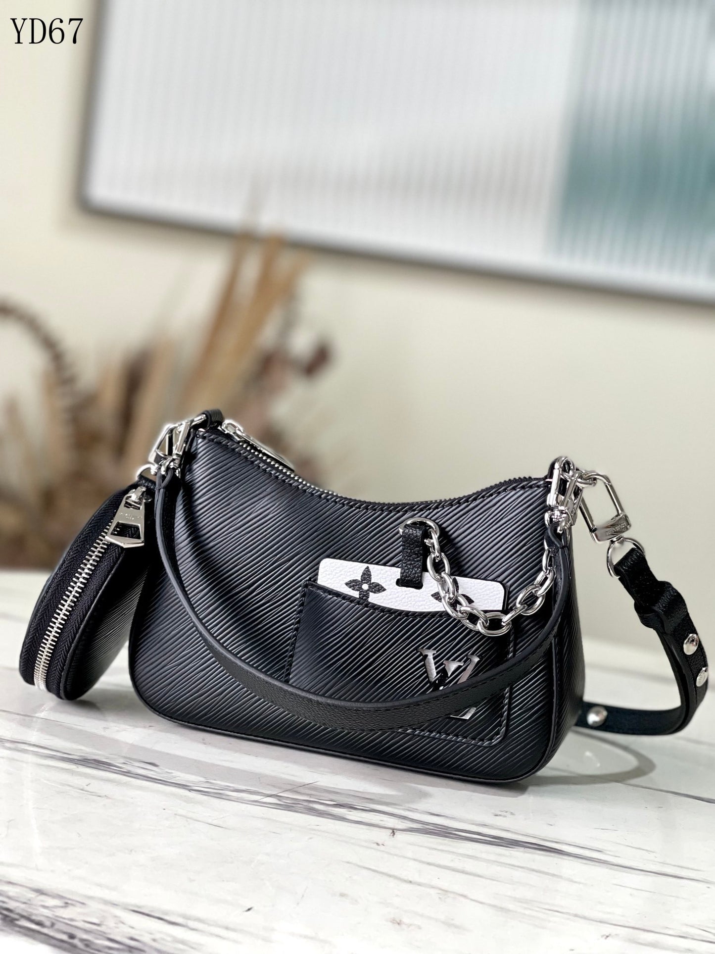 LU Bag Leather 20 cm
