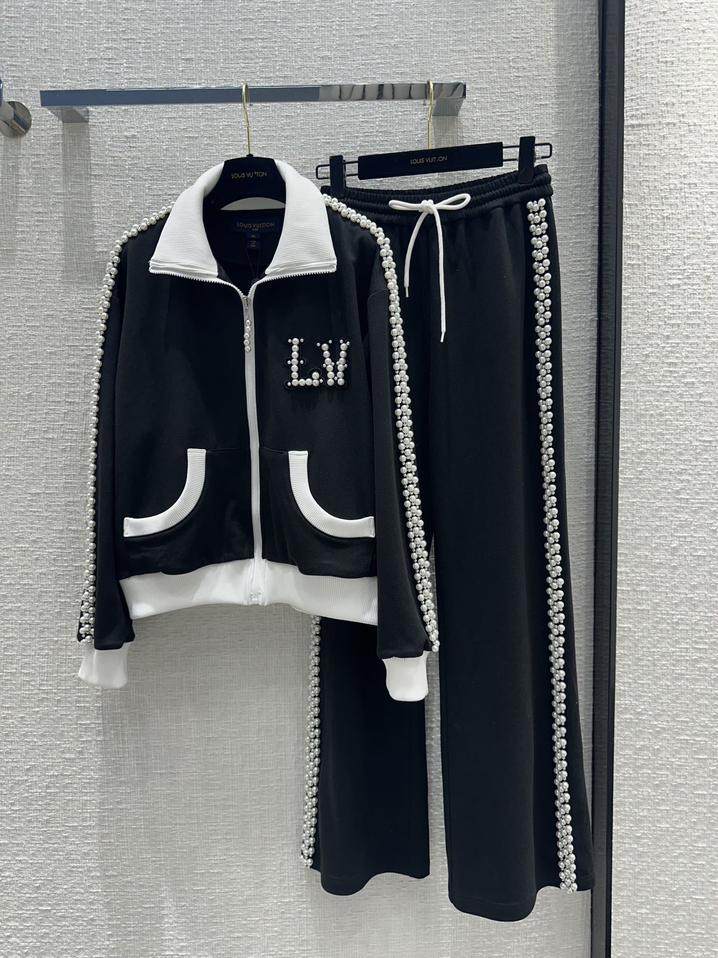 LU  Sport Suits  Woman  Jeweled
