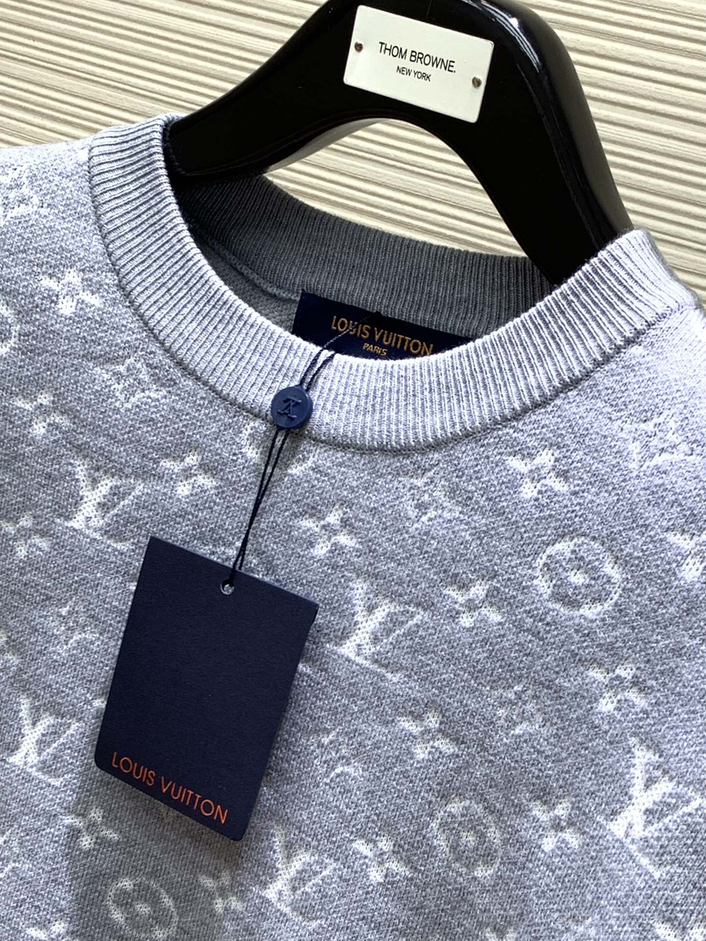 LU  Sweater Light   4 Color 's GO