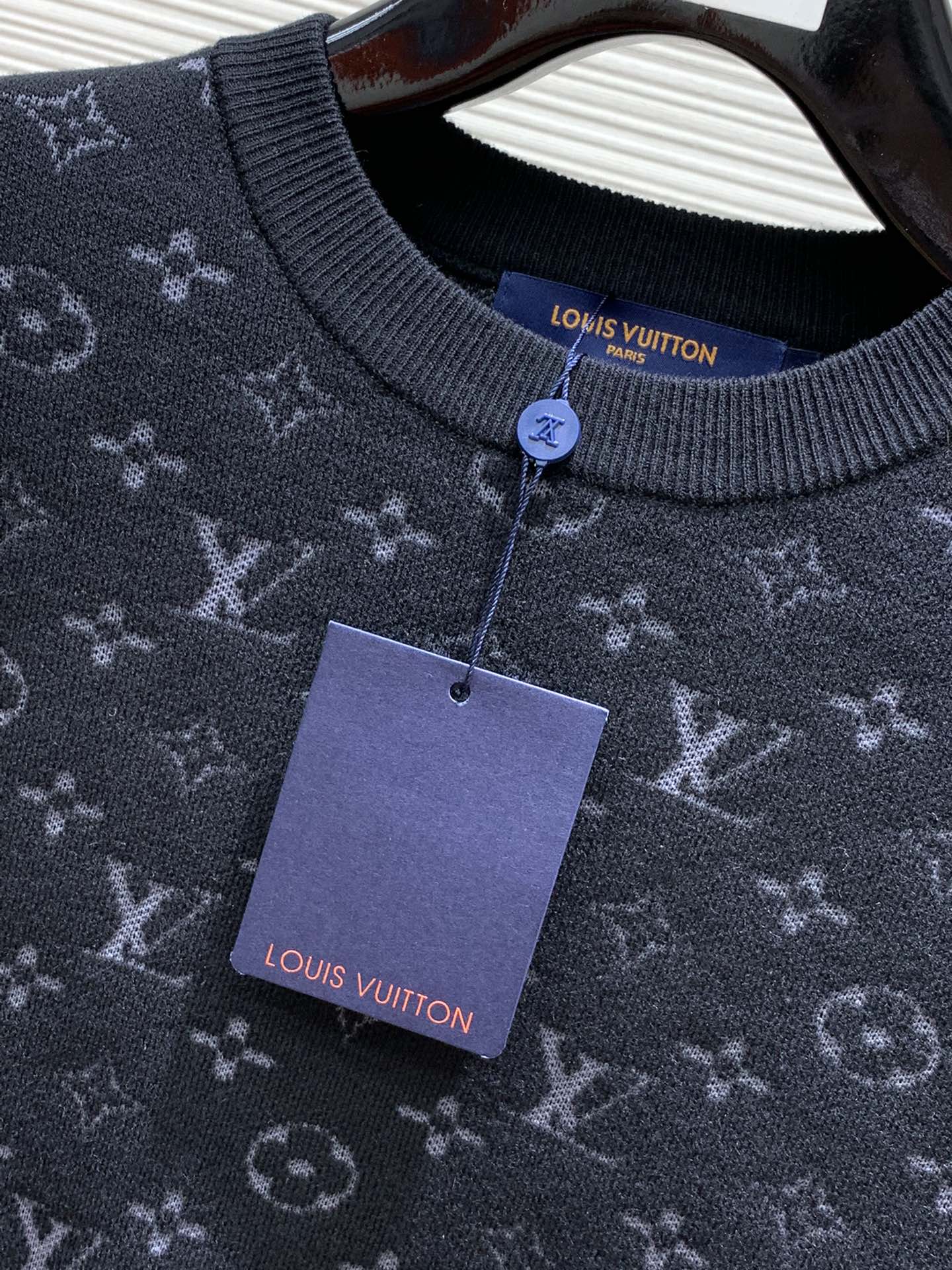 LU  Sweater Light   4 Color 's GO