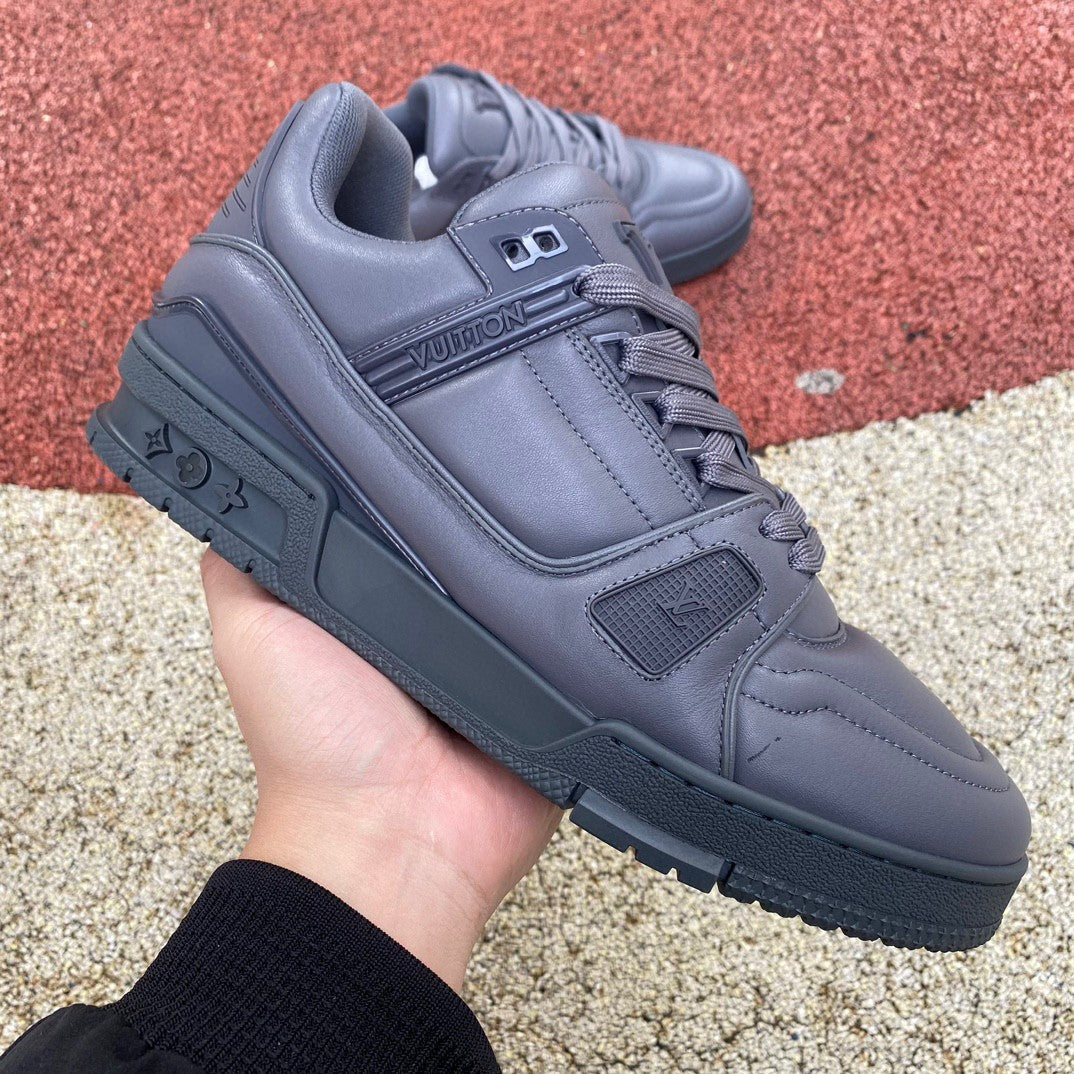 LU Sneakers Runner