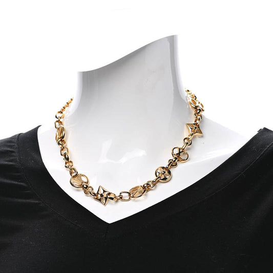 LU  Necklace