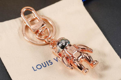 LU Key Charm Buckle Space