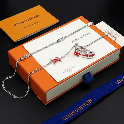 LU  Necklace