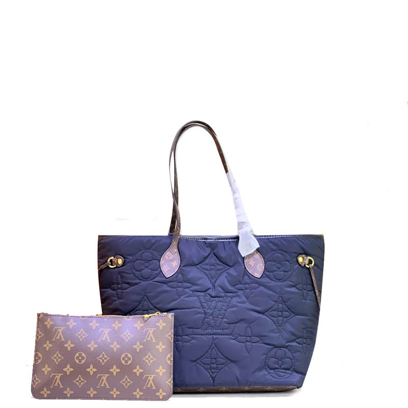 LU Bag Puffer  31 cm Never