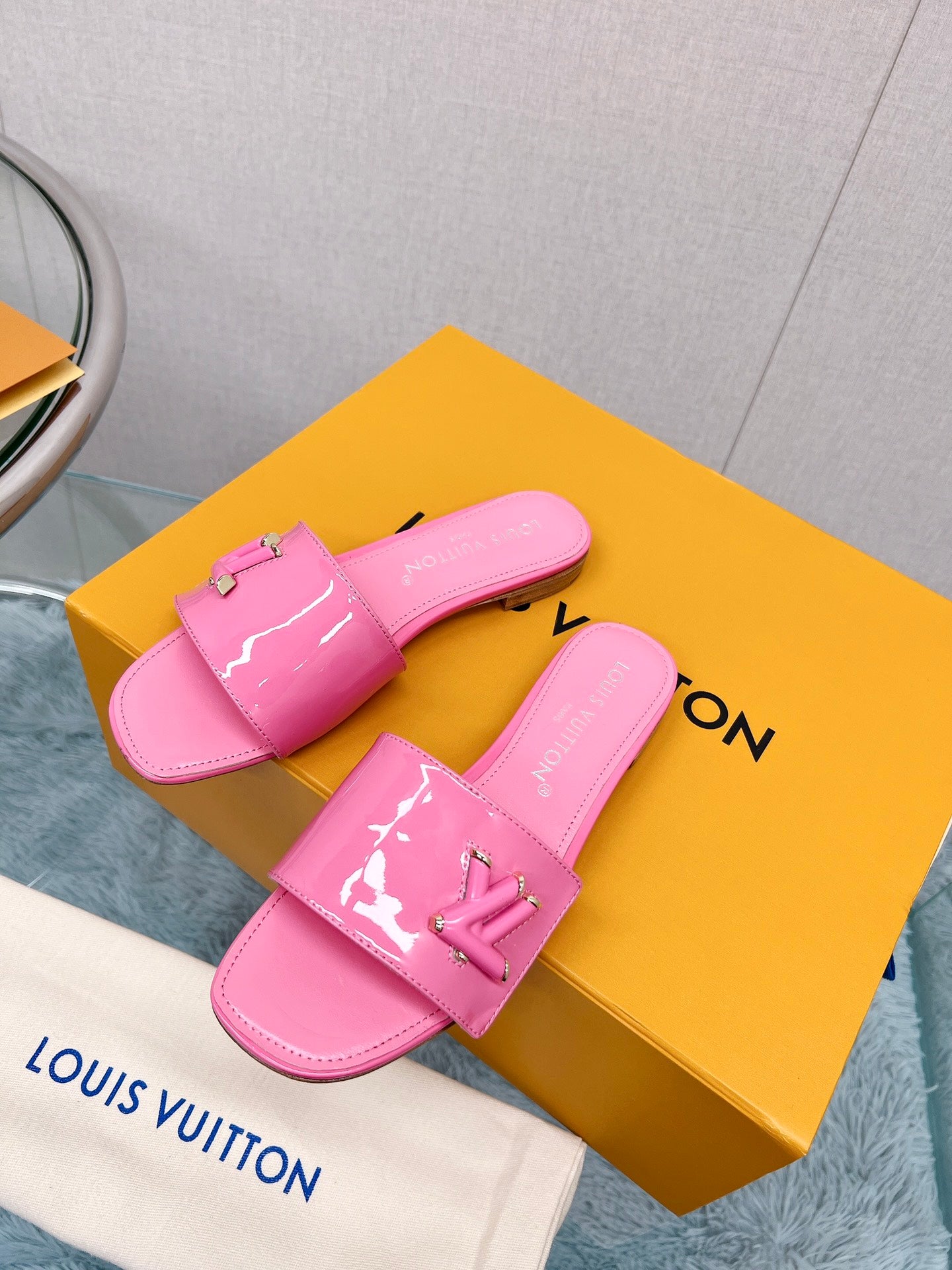 LU  Slippers Slide 2 Color's