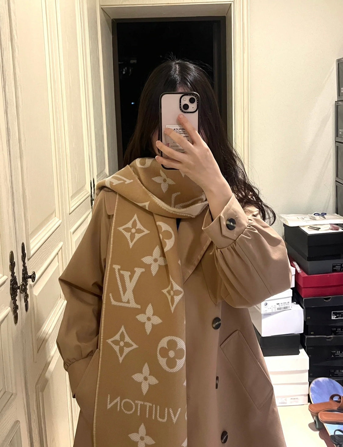 LU  Scarf