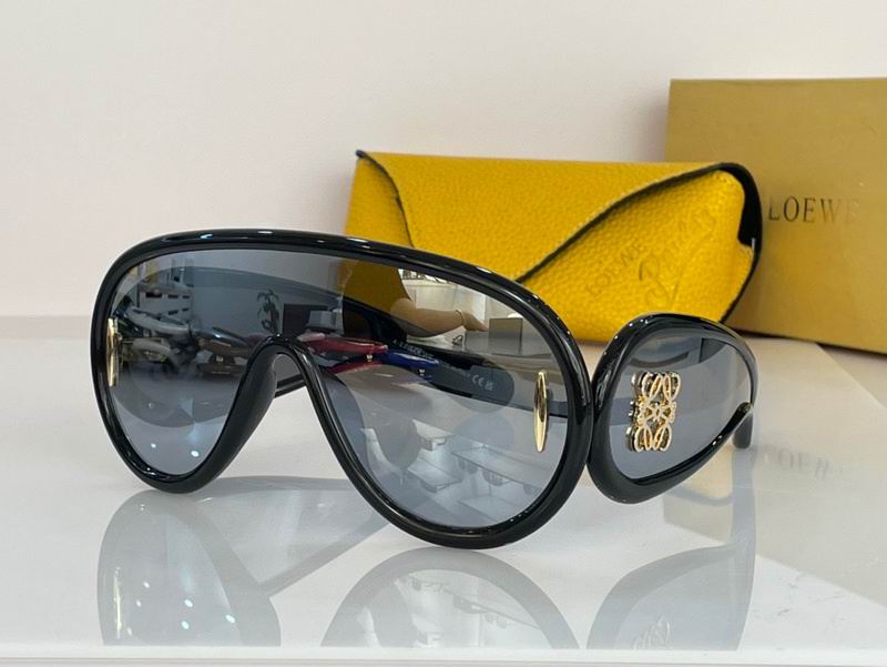 LOEVE   Sunglasses 6 Color's