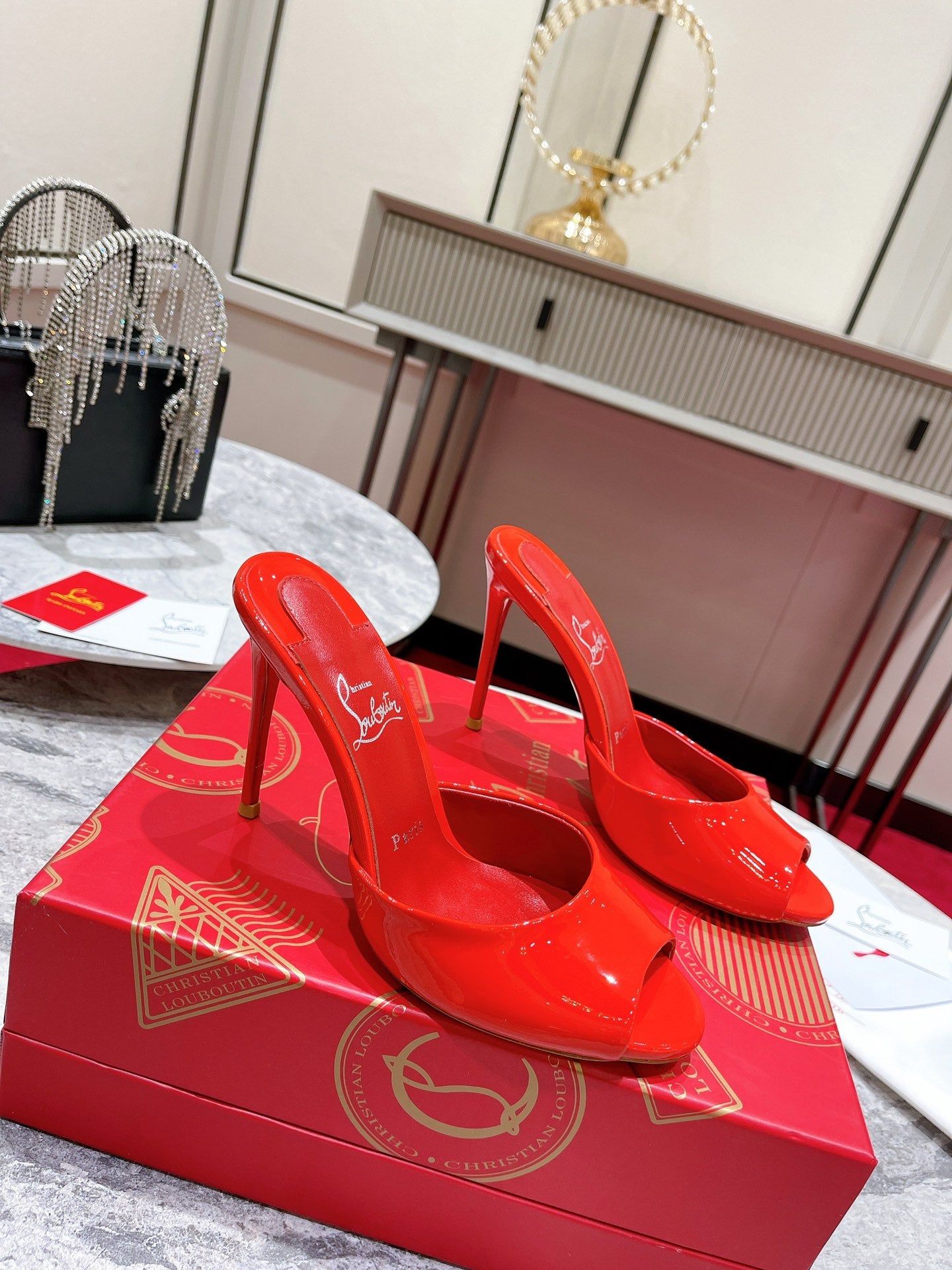 Labutin Heels Shoes Sandals 2 Color 's