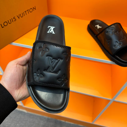 LU  Slippers Sliders 2 Color 's