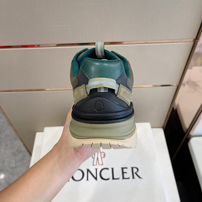 MONCR  Sneakers Trainers