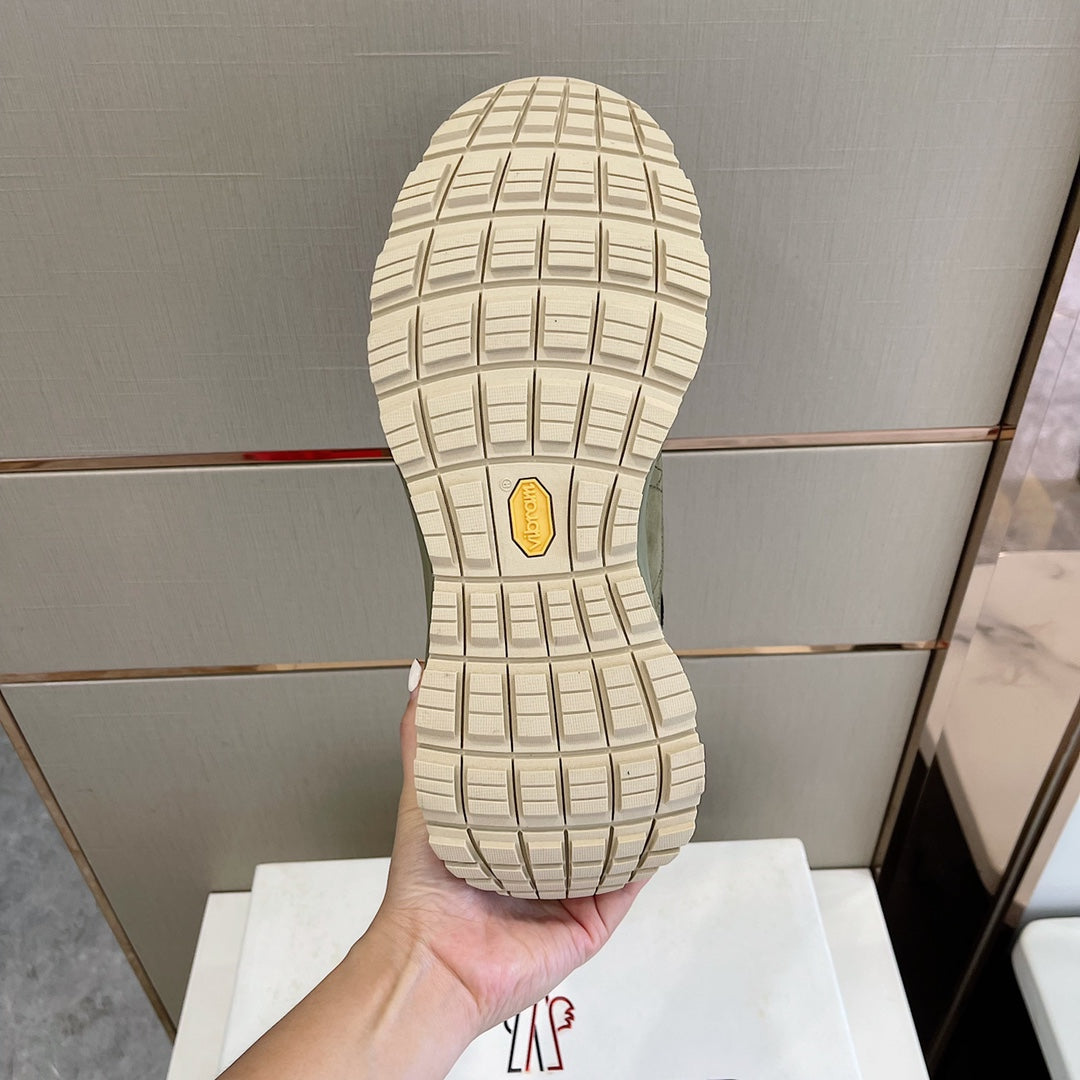 MONCR  Sneakers Trainers