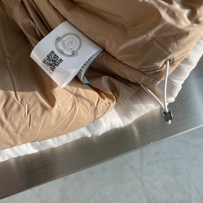 MONCR  vs PALM ANGEL  Down Jacket LED Light