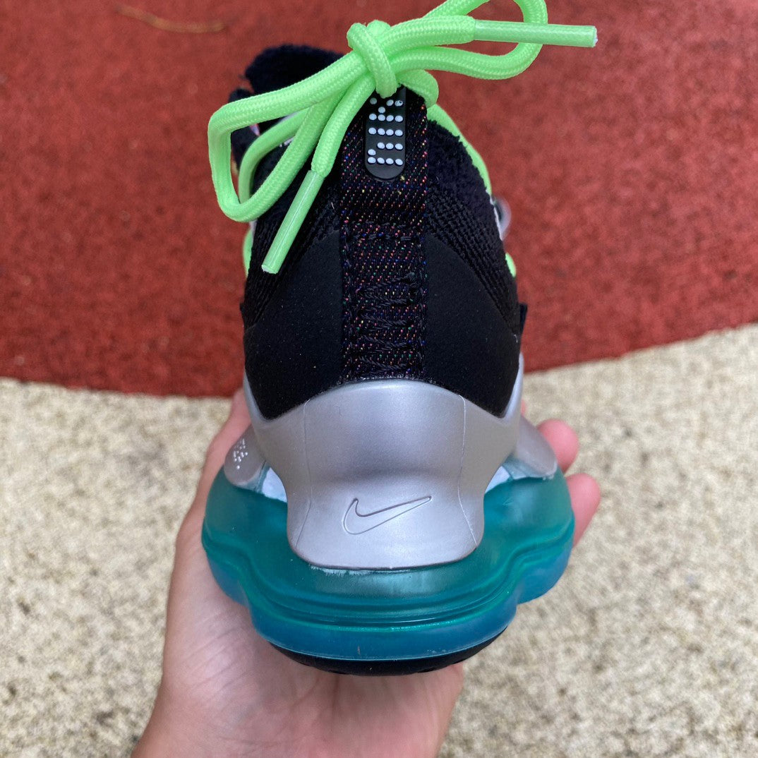 N*KE  x Scorpion  AIR  Sneakers 46