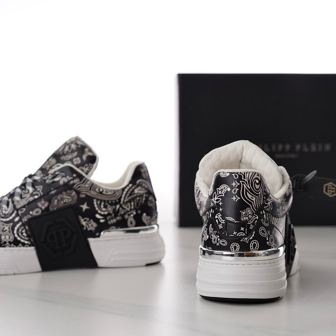PLEIN Sneakers
