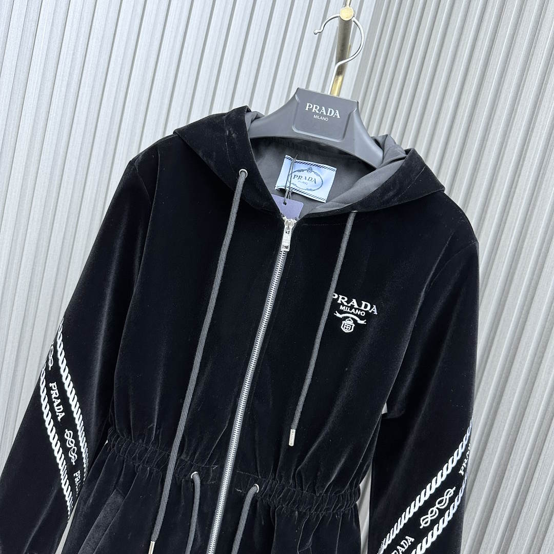 PRD Jacket  Woman Hooded