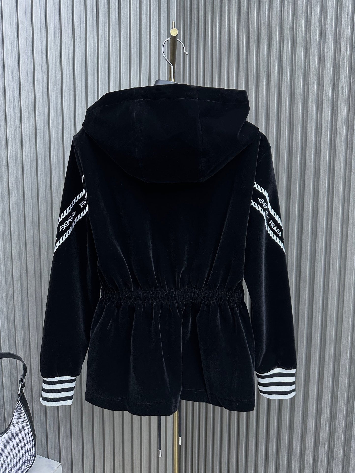PRD Jacket  Woman Hooded
