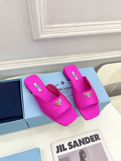 PRD   Slippers 3 Color 's
