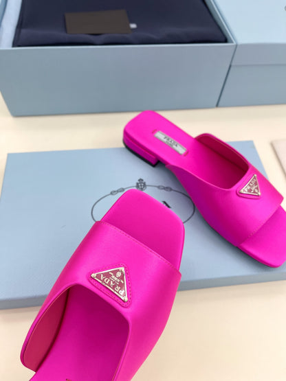 PRD   Slippers 3 Color 's