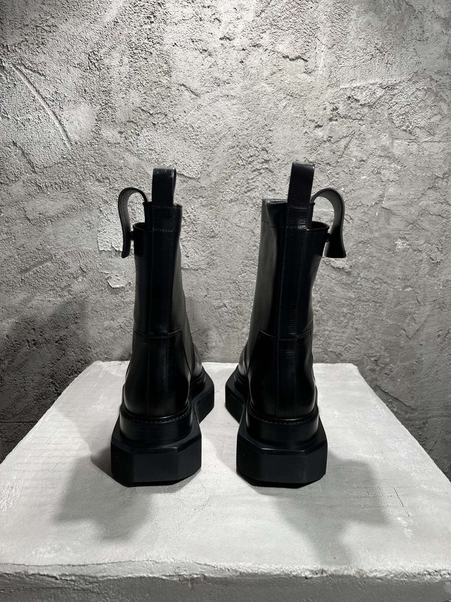 R*  OWEN Boots