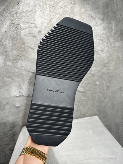 R*  OWEN Boots