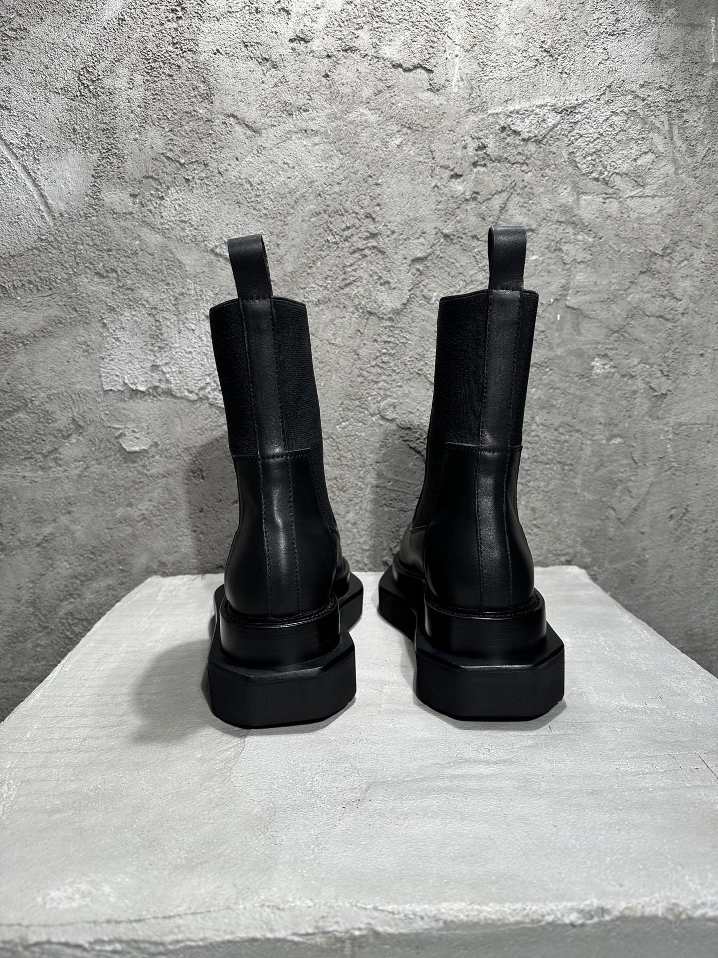 R*  OWEN Boots
