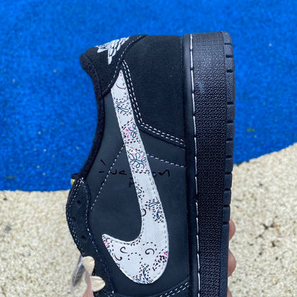 N*KE  x TRAVi SCOT  Sneakers AJ1 Jordan High  46