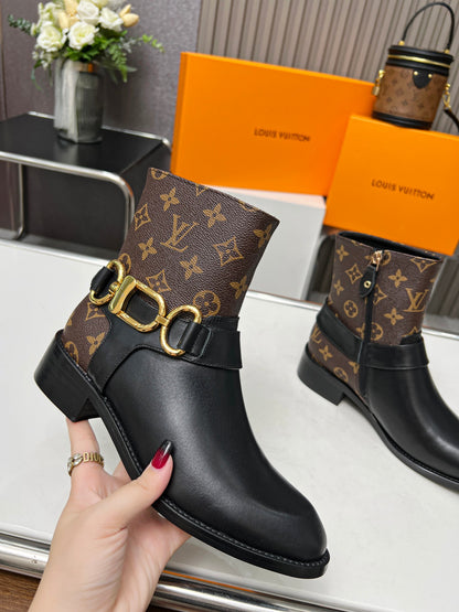 LU Boots  Low Monogram