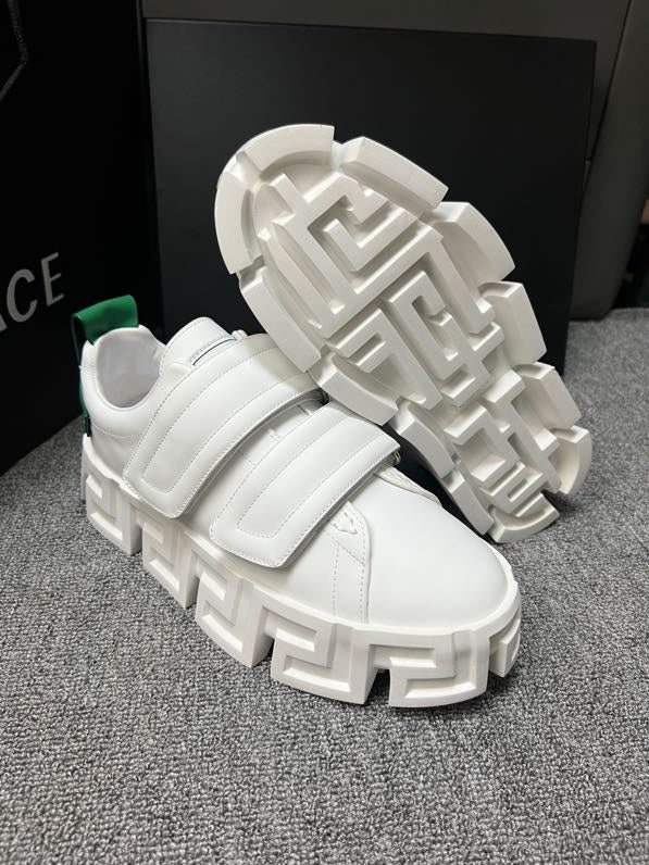 VRC Sneakers 6  Color 's  Trainer