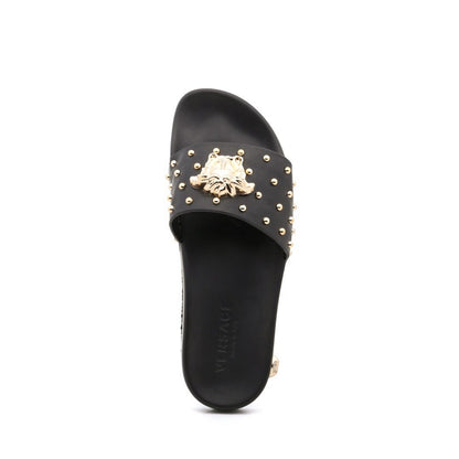 VRC Slippers Black