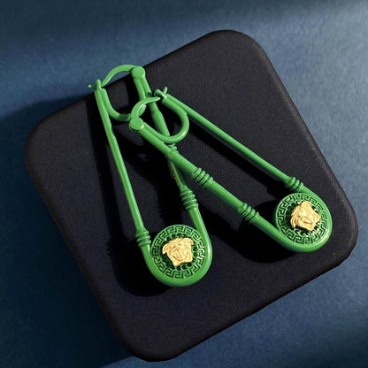 VRC Earrings 2 Color 's
