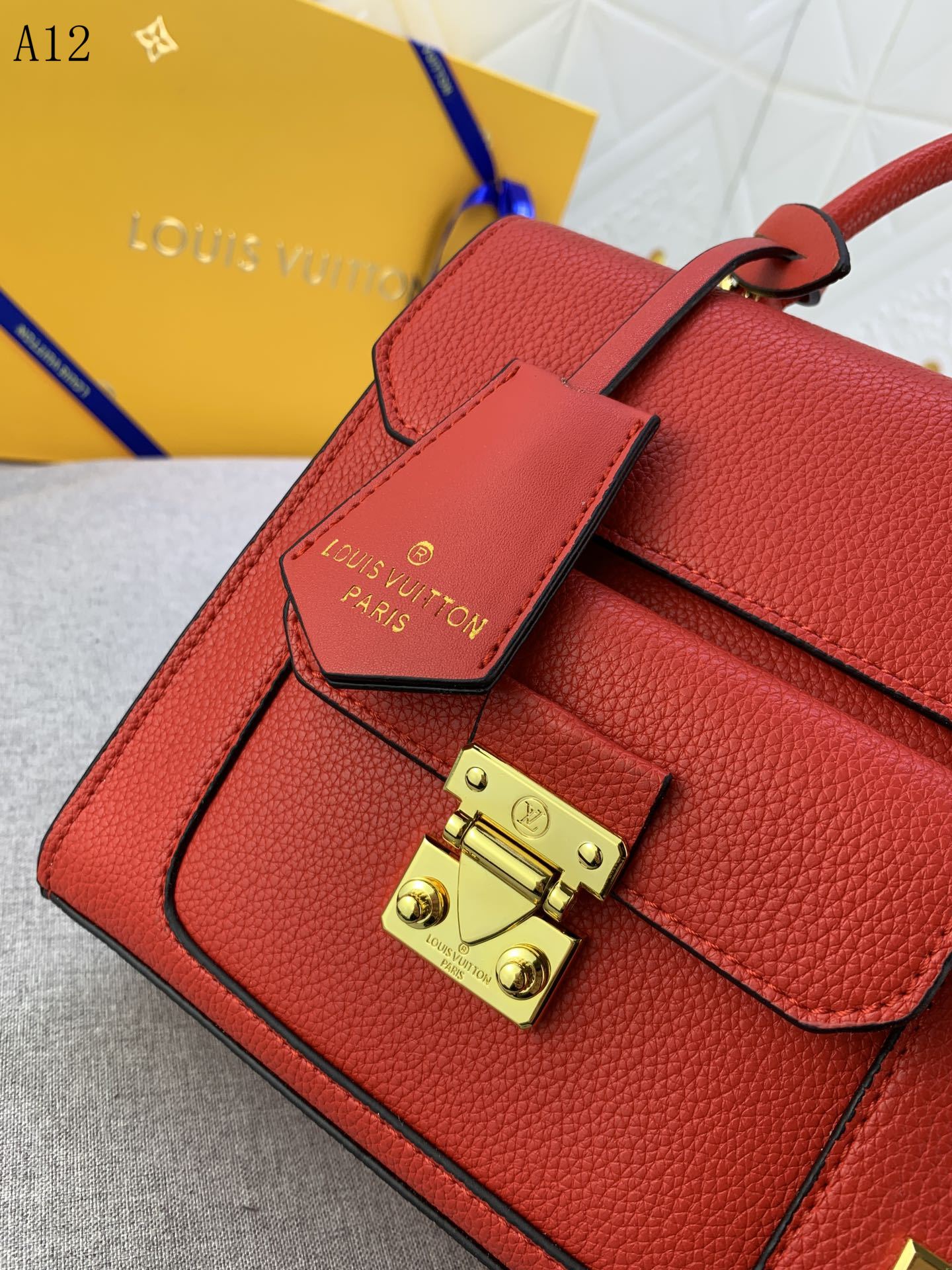 LU Bag  2 Color 's 26 Cm