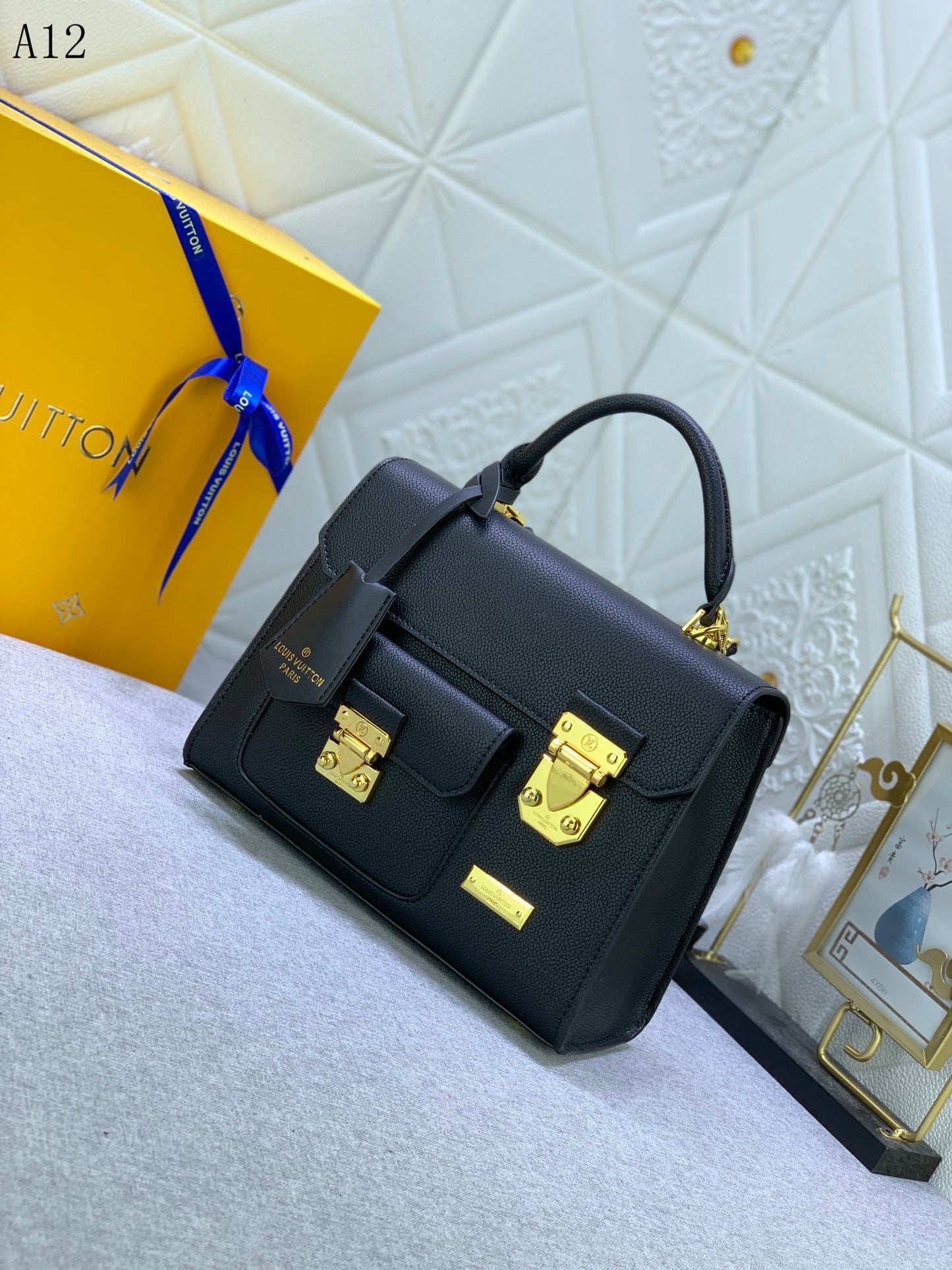 LU Bag  2 Color 's 26 Cm