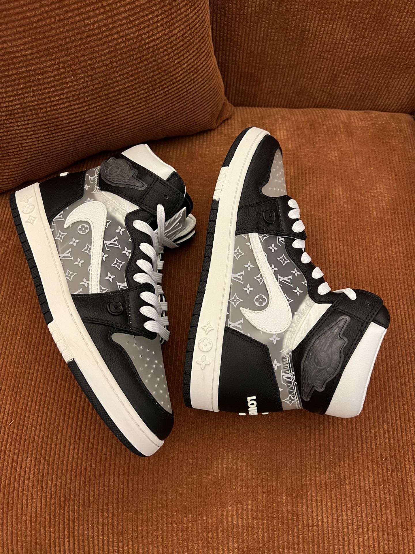 LU  Sneakers 3 Color 's High