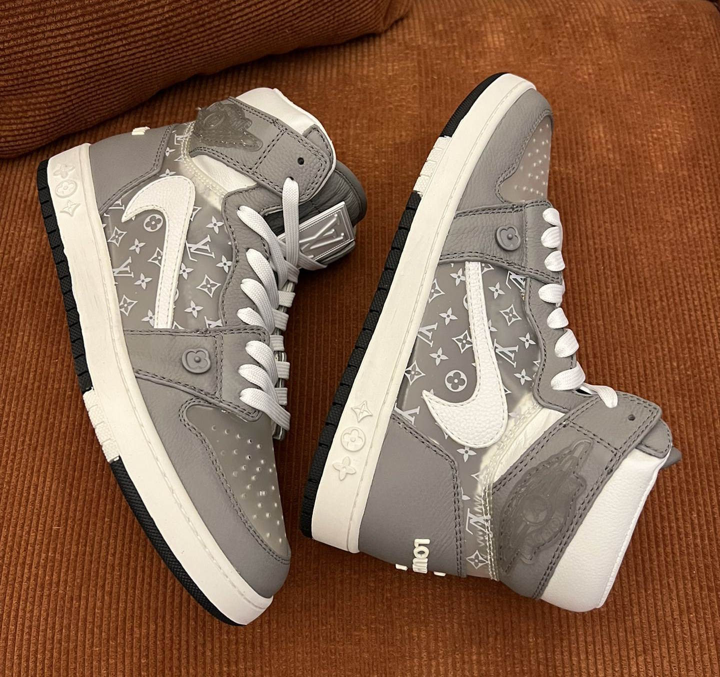 LU  Sneakers 3 Color 's High