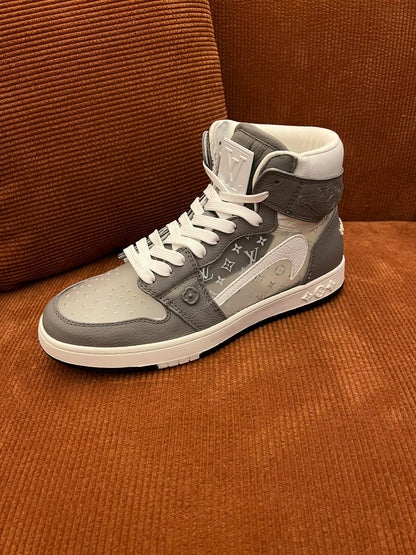 LU  Sneakers 3 Color 's High