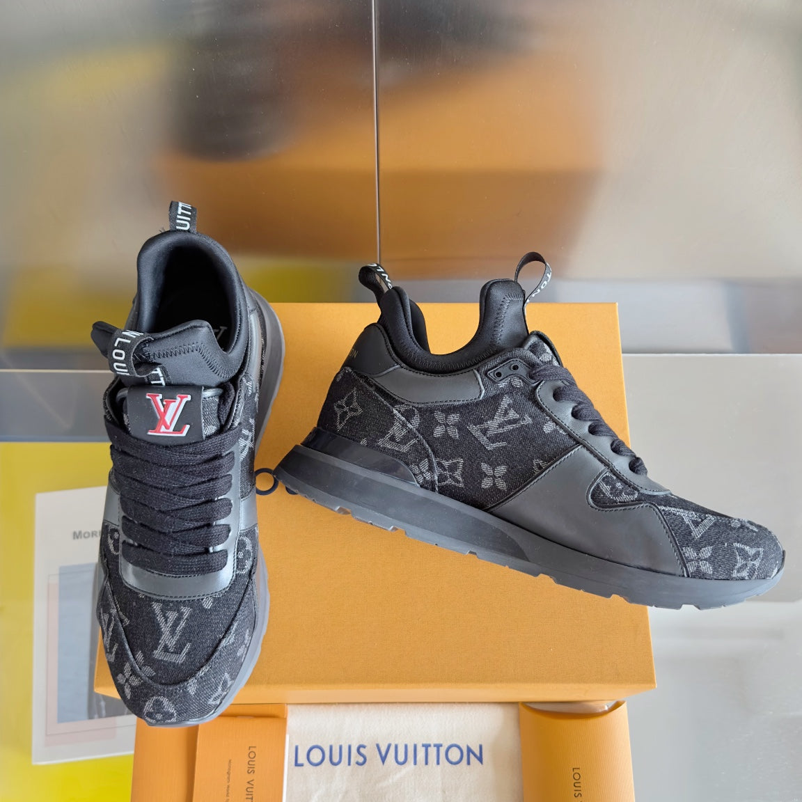 LU  Sneakers 2 Color 's